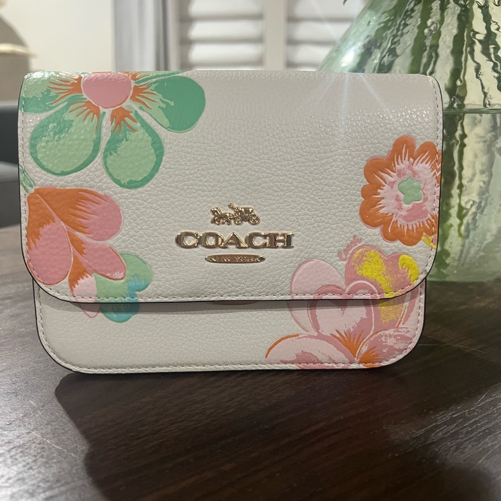 Coach Mini Brynn Dreamland Floral White Crossbody Bag - SPRING purse C8324